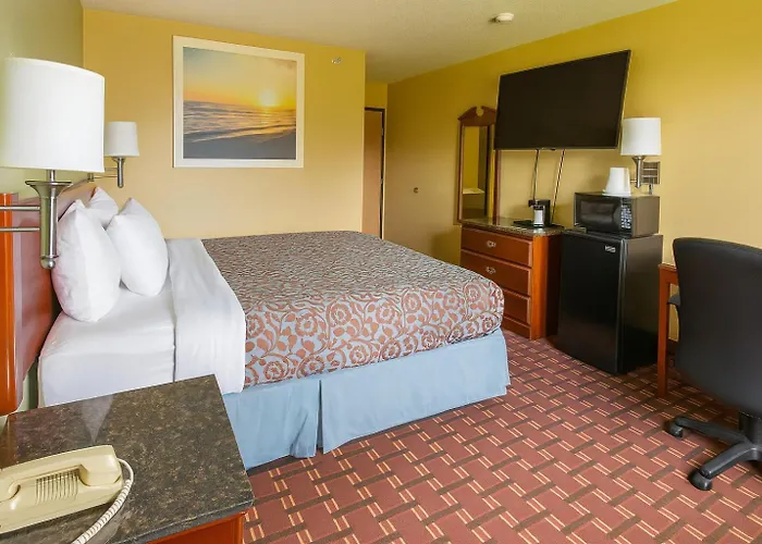 Days By Wyndham Hotel Morton