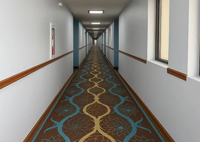 Days By Wyndham Hotel Morton